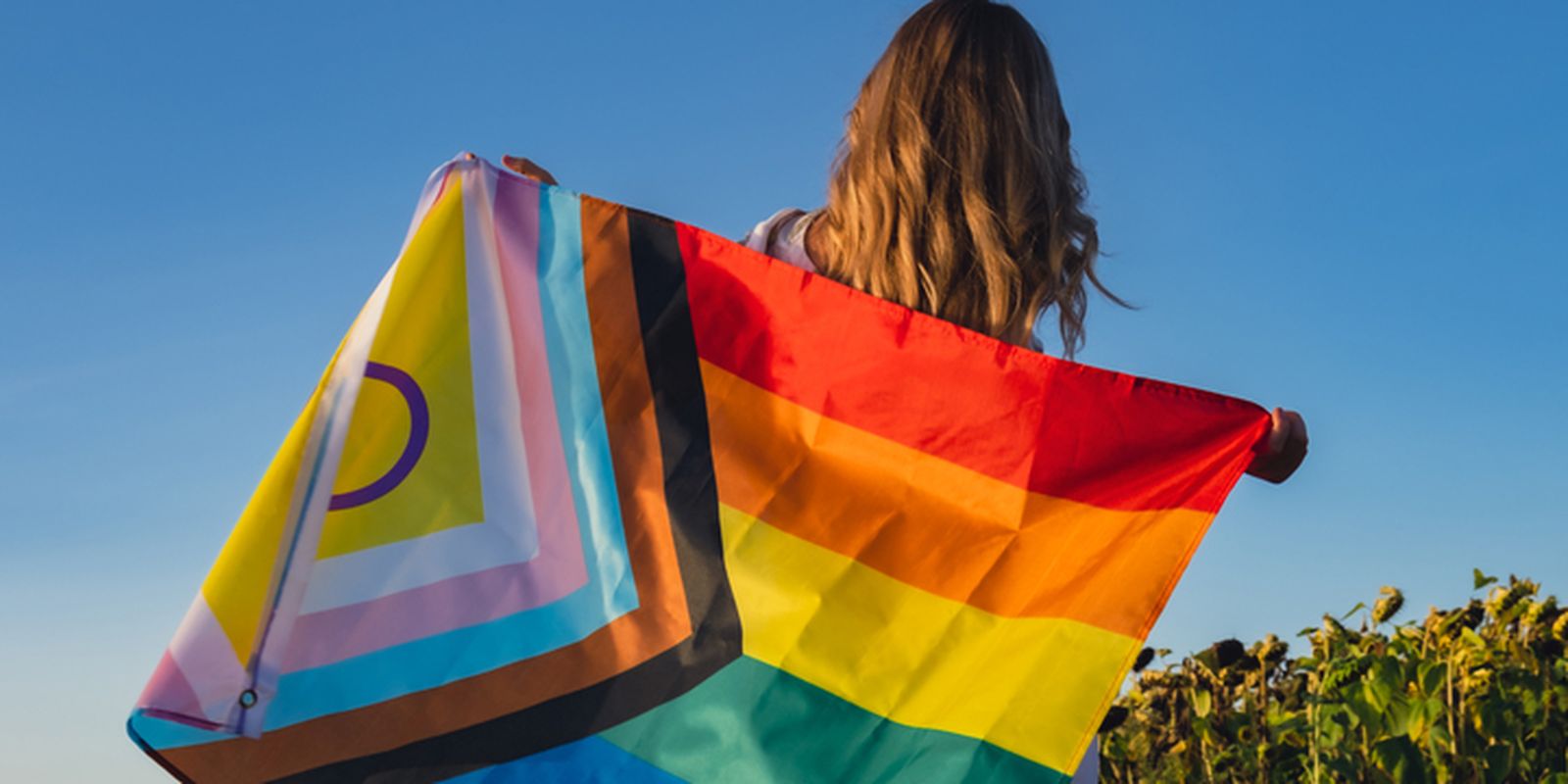 Governo investe R$ 61 milhões e lança campanha para população LGBTQIA+
