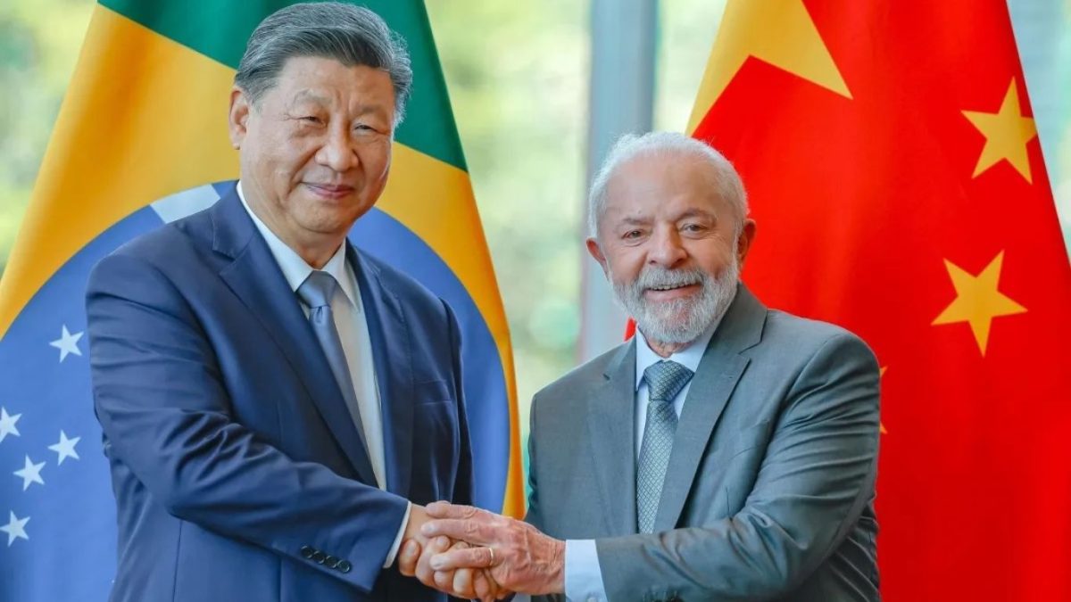 China defende soberania do Brasil em meio a pressão tarifária dos EUA