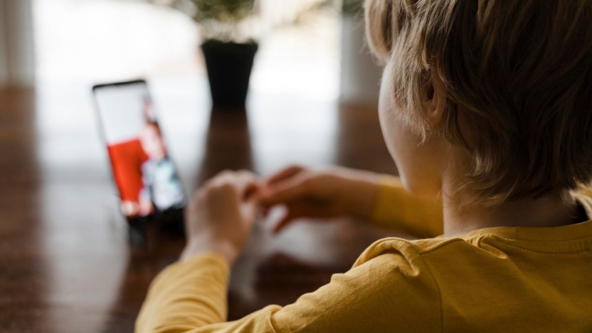 Influenciadores mirins, ECA Digital e Conar: o mercado entra em uma nova fase 