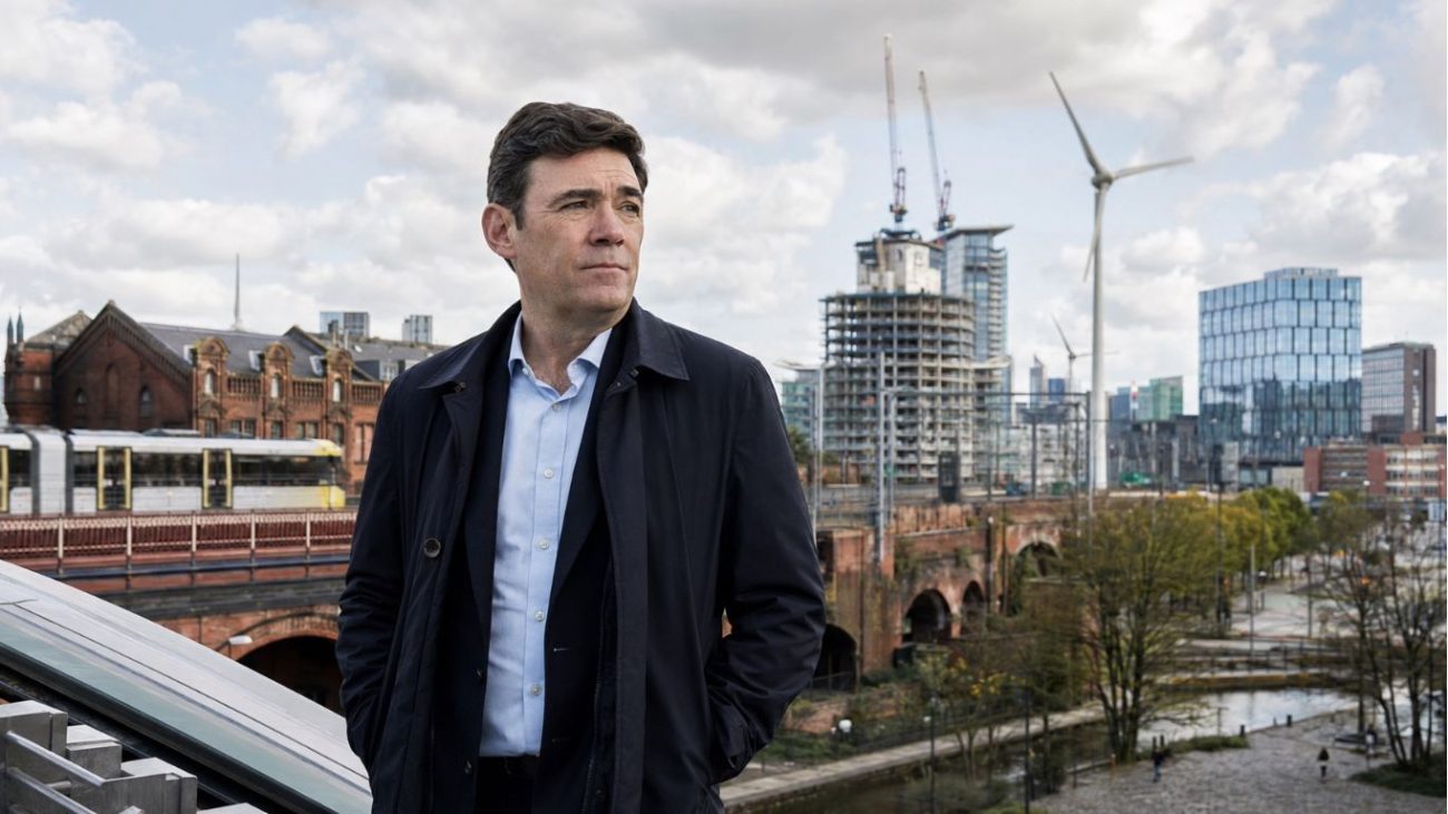 Andy Burnham e a reconstrução estratégica do Reino Unido pós-Brexit