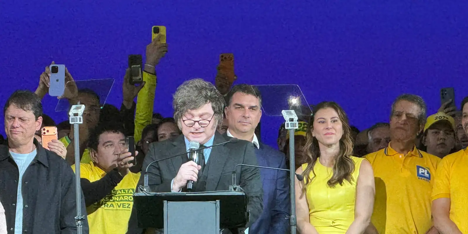 Itamaraty chama embaixador após ataques de Milei a Lula e Moraes