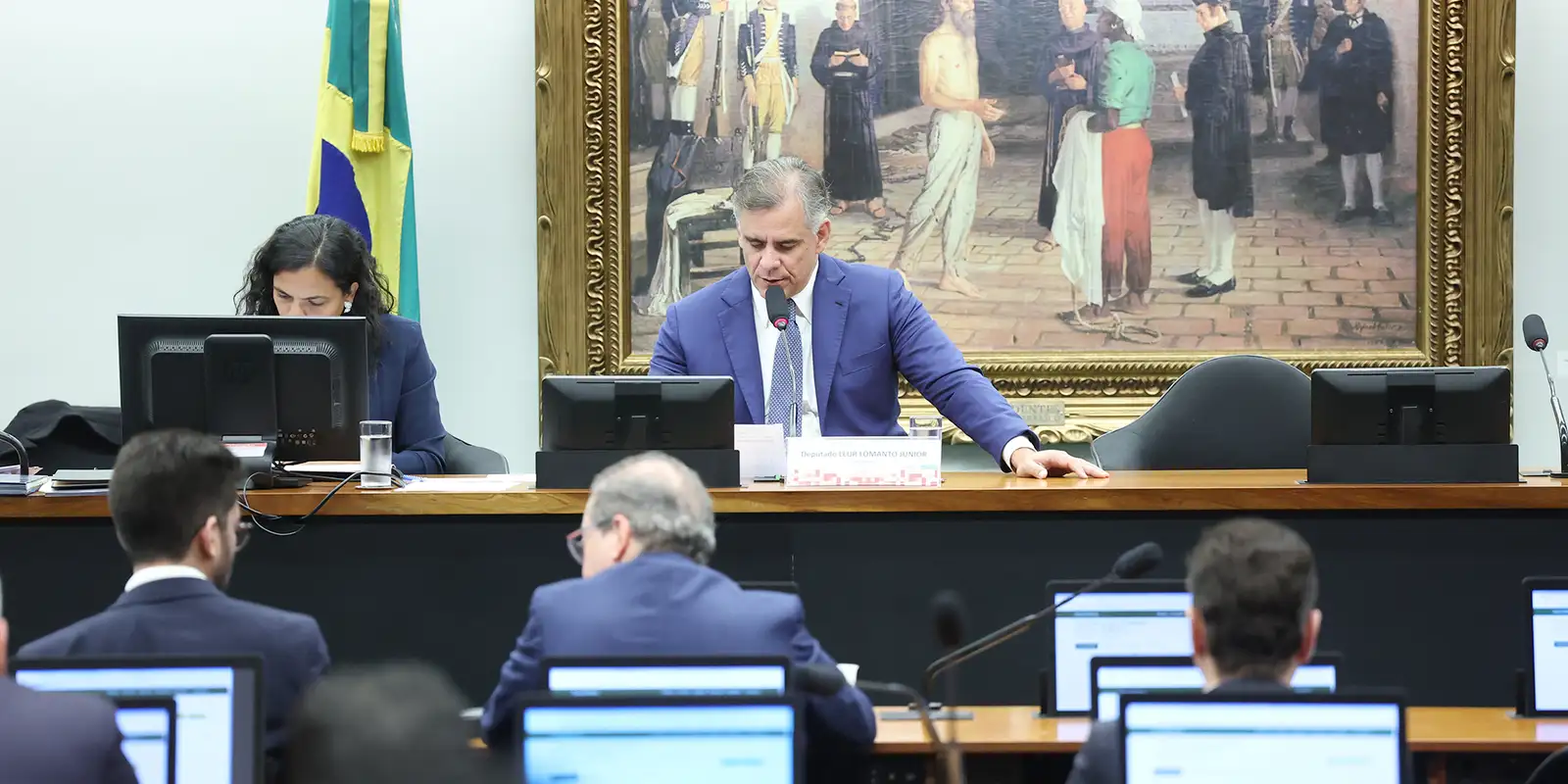 CCJ da Câmara aprova PEC que dá fim a aposentadoria compulsória de juízes como punição